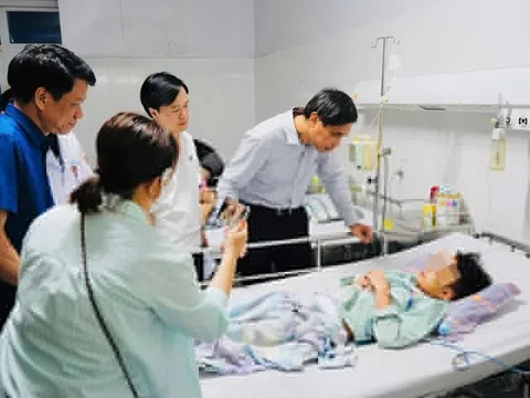 Quảng Ninh miễn viện phí, hỗ trợ xe đưa thi thể nạn nhân về quê