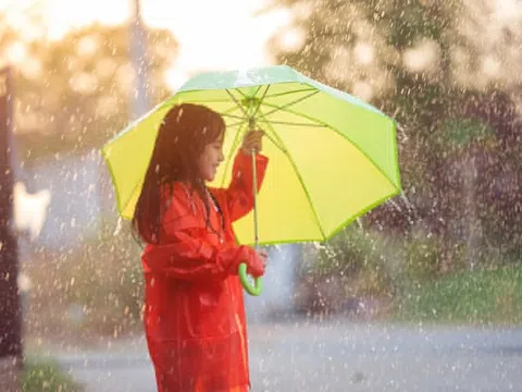 Những căn bệnh truyền nhiễm dễ mắc phải khi trời mưa