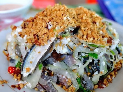 Một món gỏi khoái khẩu nhưng tiềm ẩn nhiều nguy cơ