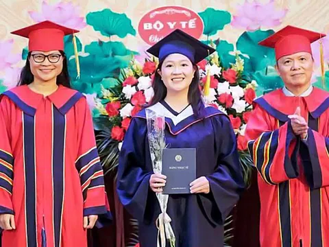 Có phải học bác sĩ nội trú là con đường duy nhất trở thành bác sĩ giỏi, 'bác sĩ tinh hoa'?