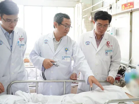 Vụ bắn hai mẹ con người tình rồi tự vẫn: Người mẹ liệt tứ chi, nguy kịch