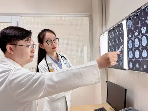 Thoát liệt nửa người nhờ cấp cứu thần tốc