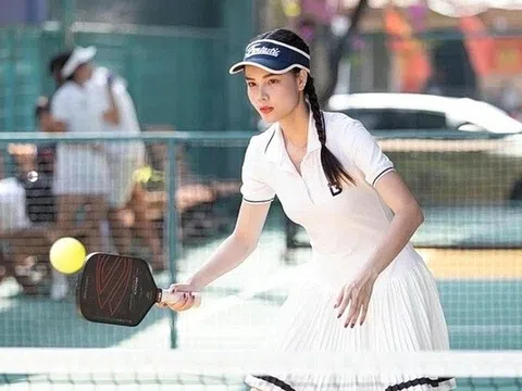 Kỳ Hân chơi lại pickleball sau cú ngã gãy xương đùi: Bác sĩ nói gì?