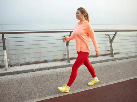 4 cách đơn giản giúp hạ axit uric ngăn ngừa mắc gout