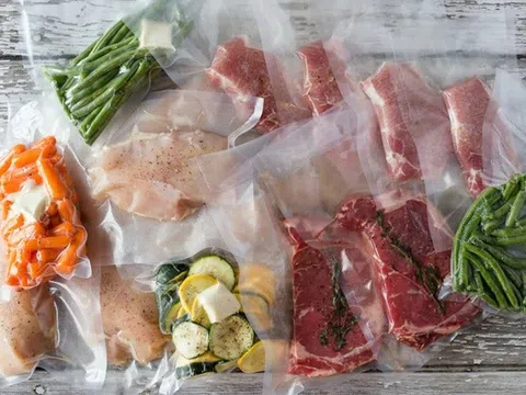 Có nên bảo quản thực phẩm bằng cách hút chân không?