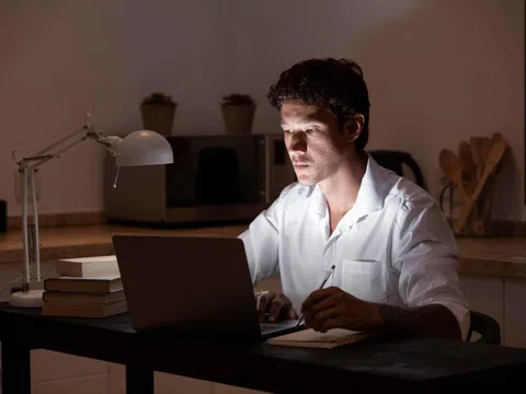 Đột quỵ trẻ hóa - cảnh báo từ những thói quen tưởng chừng vô hại