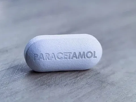 Uống 50 viên Paracetamol, cô gái gánh hậu quả đau lòng