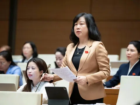 Bộ trưởng Y tế báo cáo, giải trình loạt vấn đề 'nóng' trước Quốc hội