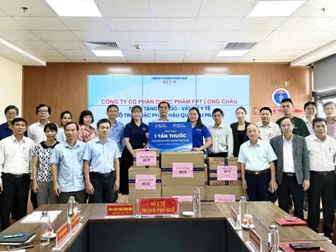 Long Châu kịp thời điều động 1 tấn thuốc và vật tư y tế hỗ trợ cho người dân Huế