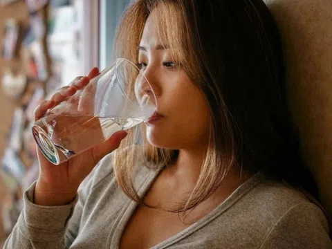 Thời điểm uống nước tốt nhất để thận khỏe, thải độc nhanh