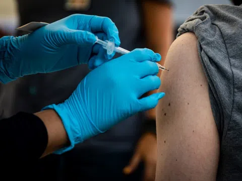 Bệnh viện ở Anh căng mình trước đợt cúm thập kỷ