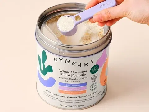 Bộ Y tế yêu cầu Lazada gỡ sữa ByHeart nghi gây ngộ độc