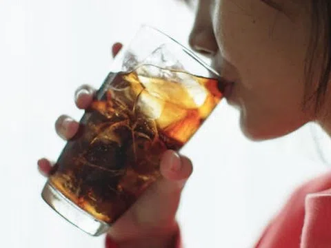 10 thực phẩm tệ nhất cho não bộ mà bạn nên hạn chế