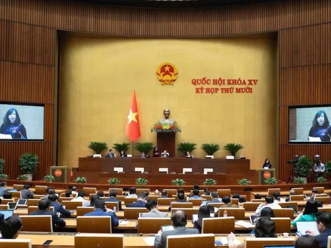 Quốc hội quyết định: Phụ nữ nghỉ thai sản 7 tháng khi sinh con thứ 2, ưu tiên mua nhà ở xã hội