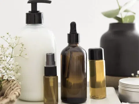 Bộ Y tế thu hồi, đình chỉ lưu hành hàng loạt mỹ phẩm vi phạm