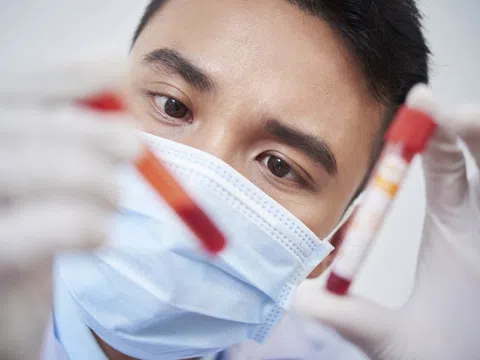 Đường lây HIV ở Việt Nam thay đổi, cẩn thận các 'cửa ngõ' âm thầm