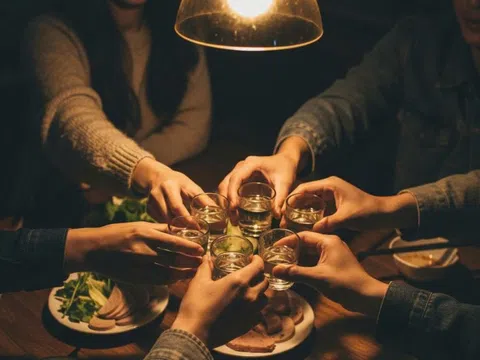 5 loại nước càng uống càng nhanh già