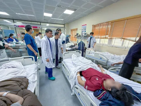 Hình ảnh bên trong khoa cấp cứu 15 nạn nhân vụ cháy sáng 7/1