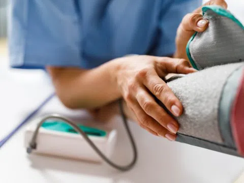 5 yếu tố âm thầm làm tăng nguy cơ bệnh tim ở phụ nữ sau 40 tuổi