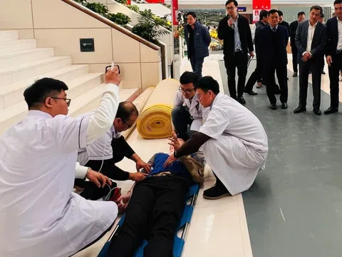 Diễn tập y tế quy mô lớn bảo đảm an toàn cho Đại hội XIV của Đảng