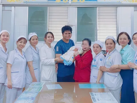 Bệnh viện Từ Dũ cứu sống bé sơ sinh trong ca song thai cực hiếm, thế giới chỉ vài chục ca thành công