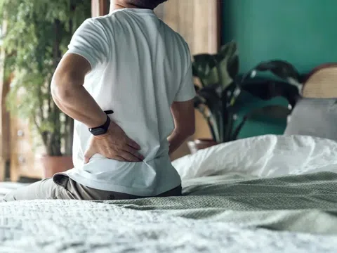 4 dấu hiệu thận suy dễ nhận biết vào ban đêm