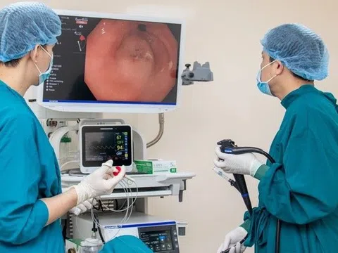 Vì sao ung thư đại trực tràng đứng tốp đầu nhưng dễ đánh chặn từ sớm?