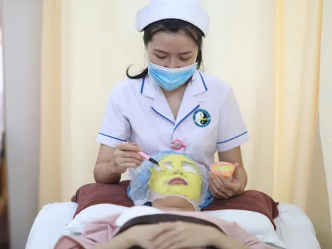 Chạy đua nhan sắc trước Tết