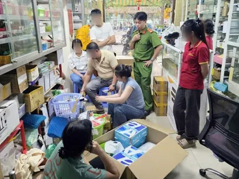 Thực phẩm 'tẩm' chất cấm: Ăn ít hại lâu, nguy cơ bệnh tật chồng chất