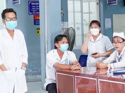 Hàng trăm nhân viên y tế Cà Mau bị nợ lương, cận Tết vẫn chưa có tiền xoay xở