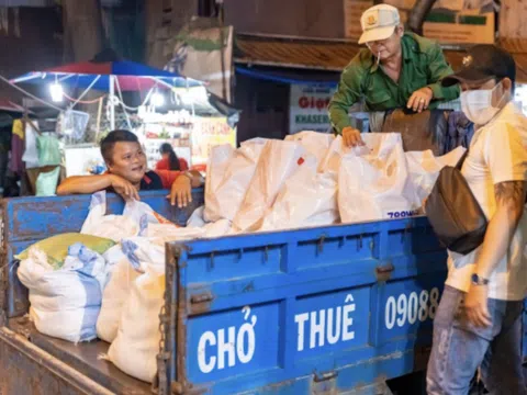 Công ty 789WIN cùng chương trình từ thiện tặng quà cho những hoàn cảnh khó khăn tại thành phố Hồ Chí Minh