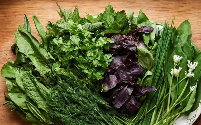 Những loại rau tuyệt đối không ăn sống