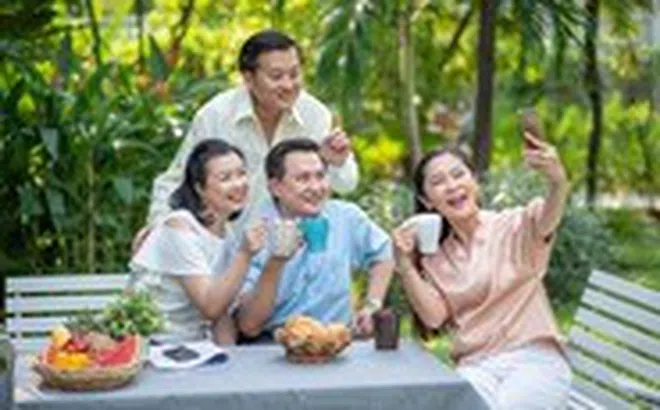 Xây dựng lối sống vui, khỏe sau tuổi 40