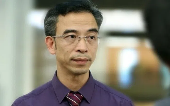 GS Nguyễn Quang Tuấn xin thực hành tại bệnh viện, trở lại ngành y