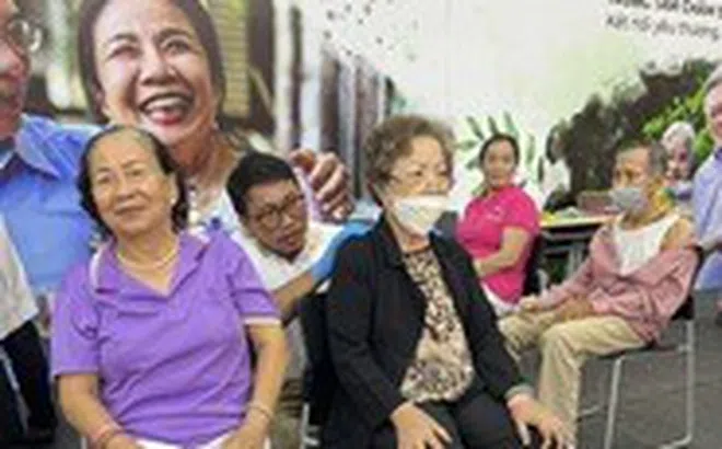 Nữ giới ở TP.HCM thọ hơn 5,3 tuổi so với đàn ông, tại sao?