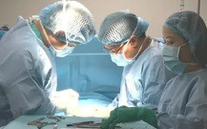 Nhiều cháu bé bị xoắn ruột nhập viện bỏ lỡ 'thời gian vàng'