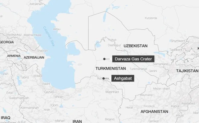 'Cổng địa ngục' luôn rực lửa hút khách ở Turkmenistan