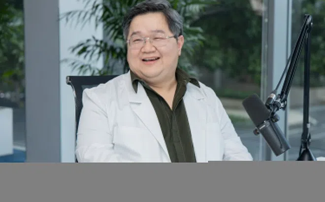 TS.BS Su Jang Wen: ‘Với tôi, cứu một bệnh nhân là giúp cả gia đình’