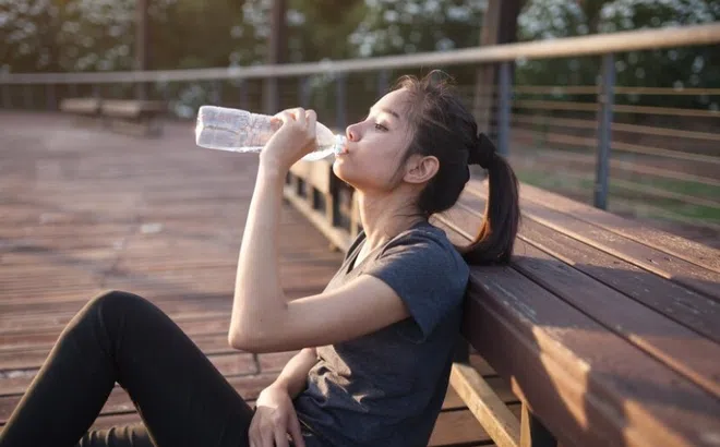 5 thói quen buổi sáng giúp giải độc gan và thận