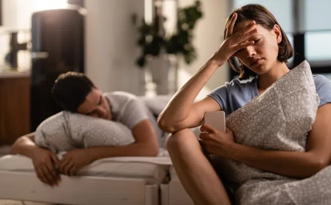 Độ tuổi nào khiến nam giới mất cảm xúc về tình dục