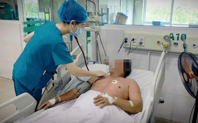 Người đàn ông suy hô hấp sau 6 ngày mắc sởi