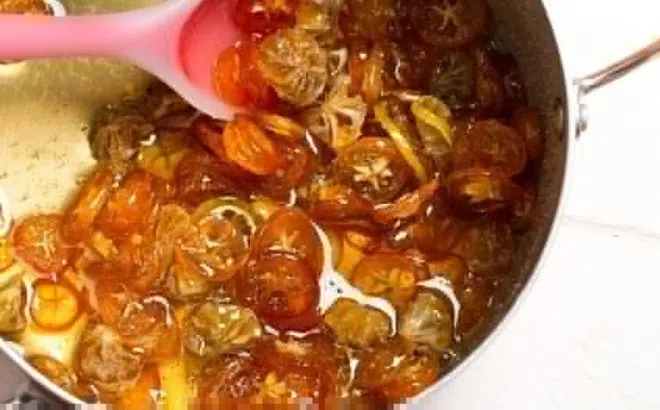 Bài thuốc giảm ho, trừ đờm với quất và mật ong