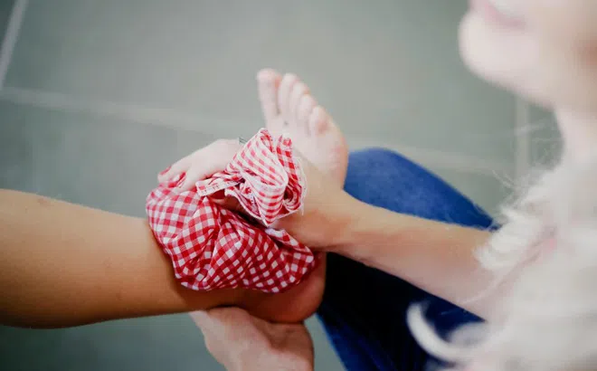 Dấu hiệu bị bong gân, sai khớp