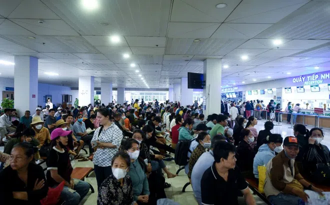 Lượt khám ung thư ngày một tăng, TP.HCM ứng phó ra sao?