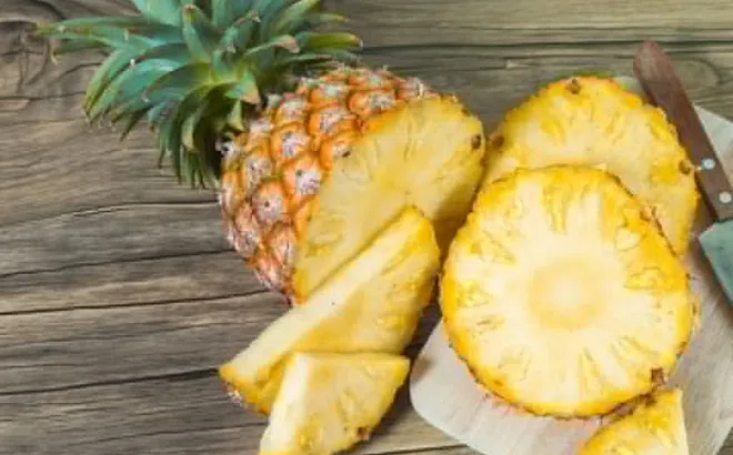Dứa tốt cho sức khỏe nhưng ai không nên ăn?