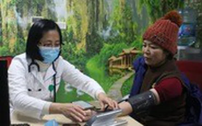 Người tăng huyết áp cần chú ý gì ngày Tết?