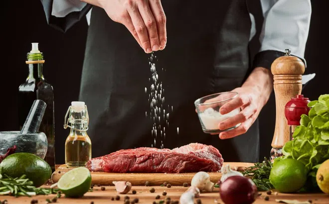 3 thói quen là 'ngòi châm' đột quỵ ở người trẻ