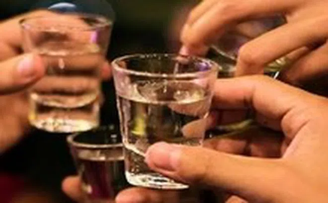 Vụ 6 người bị ngộ độc rượu trái cây: Người trẻ tuổi nhất đã tử vong