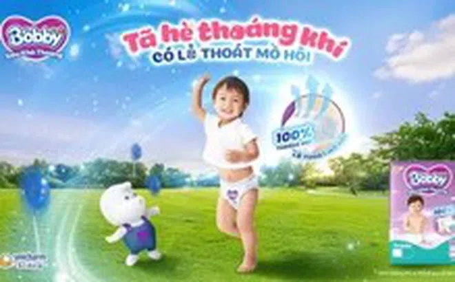 Tã hè thoáng khí có lỗ thoát mồ hôi giúp lưng bé luôn khô ráo