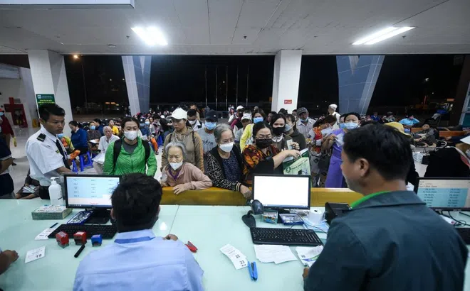 TP.HCM tổng kiểm tra thuốc, thiết bị y tế và thực phẩm chức năng giả